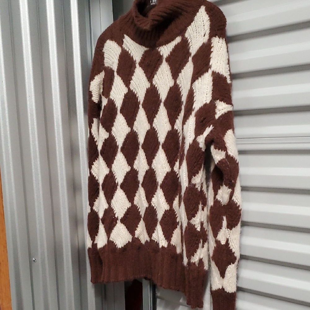 Nwt Plan C Brown and Cream Argyle Sweater